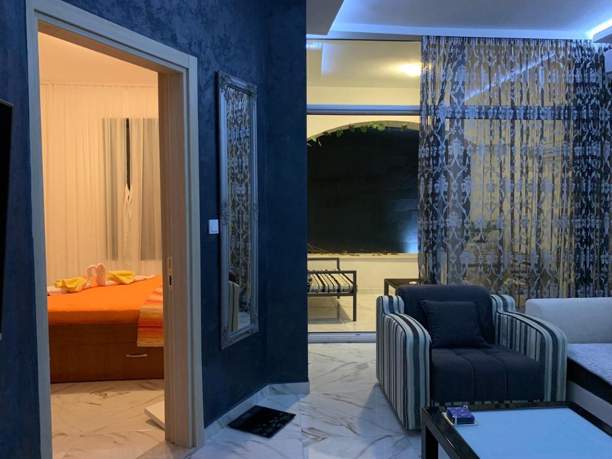 Sound Of The Sea Apartment Sveti Stefan Exterior photo