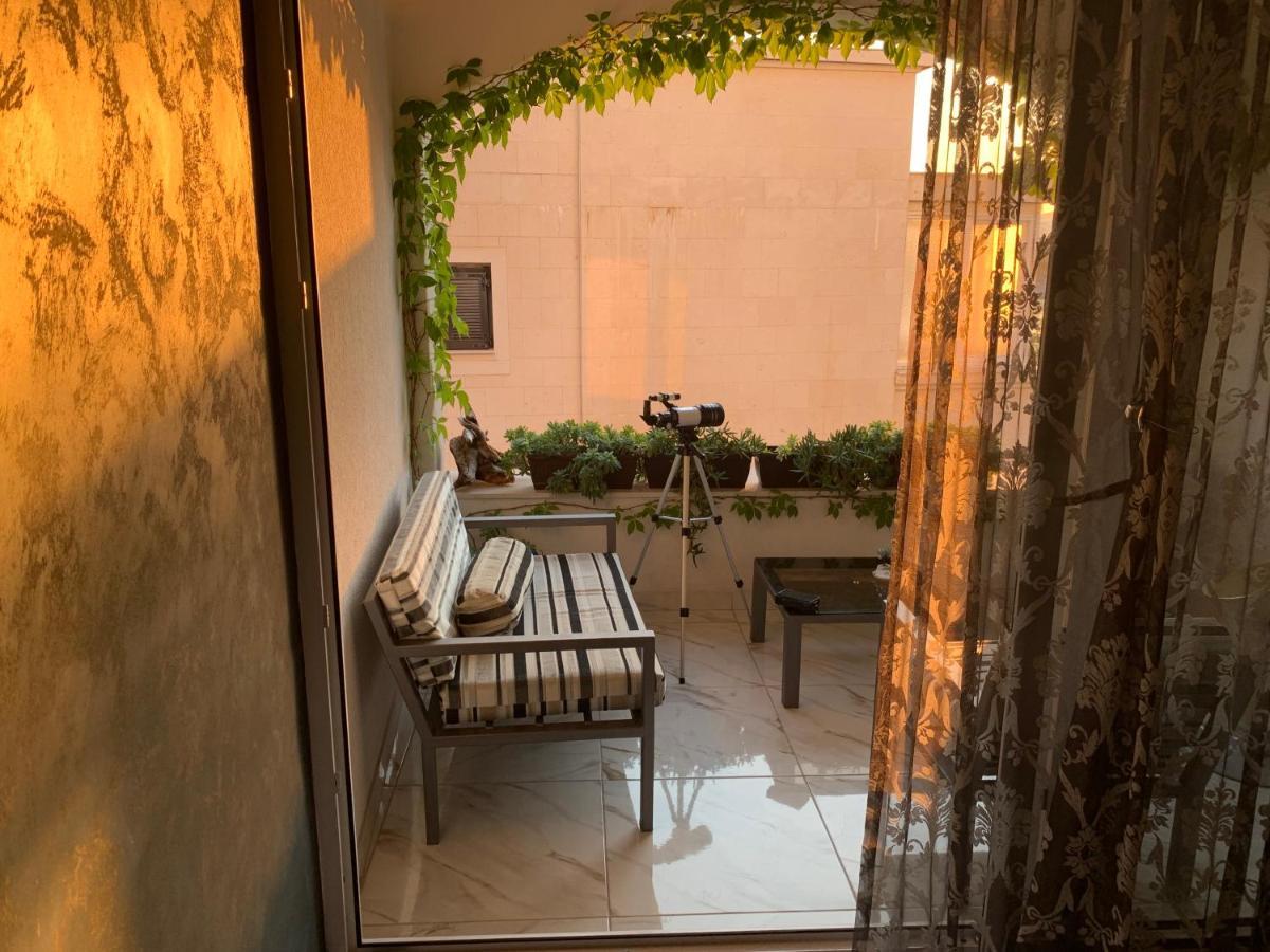 Sound Of The Sea Apartment Sveti Stefan Exterior photo